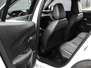 Внедорожник Peugeot 2008 2021 года, 2099000 рублей, Кирилловка