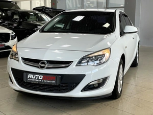Седан Opel Astra 2013 года, 787000 рублей, Солонцы
