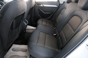 Внедорожник Audi Q3 2013 года, 1379000 рублей, Омск