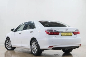 Седан Toyota Camry 2015 года, 1999000 рублей, Новокузнецк