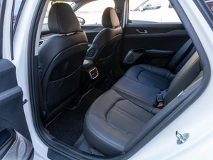 Седан Kia K5 2020 года, 2999000 рублей, Саратов