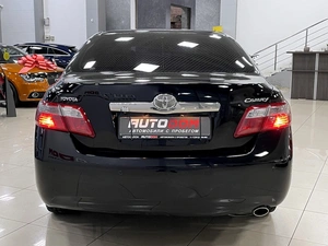 Седан Toyota Camry 2010 года, 1347000 рублей, Солонцы