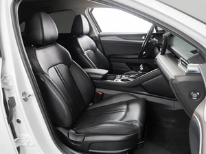 Седан Kia K5 2021 года, 2400000 рублей, Тюмень