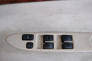 Минивэн Toyota Ipsum 2001 года, 849000 рублей, Омск