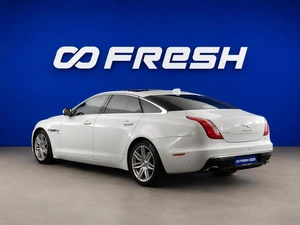 Седан Jaguar XJ 2019 года, 4190000 рублей, Москва