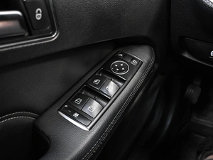 Седан Mercedes-benz E-класс 2015 года, 1639000 рублей, Кирилловка