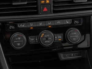 Седан Volkswagen Jetta 2020 года, 2310000 рублей, Краснодар