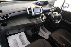 Минивэн Honda Freed 2013 года, 1149000 рублей, Омск