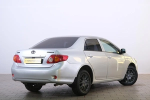 Седан Toyota Corolla 2008 года, 1049000 рублей, Омск
