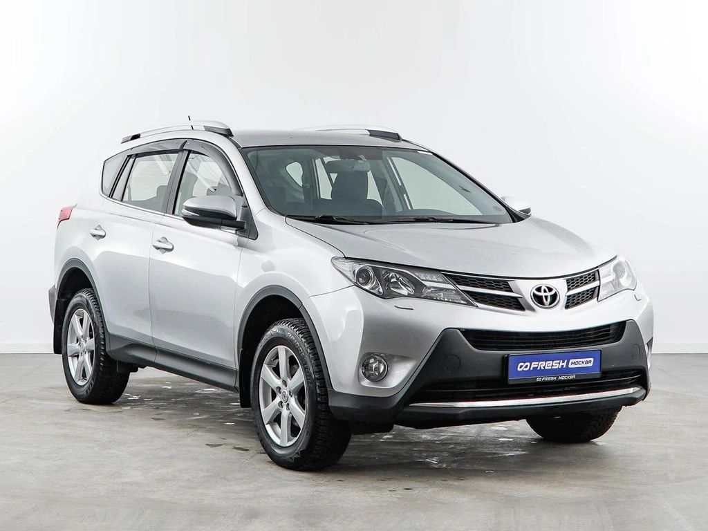 Внедорожник Toyota RAV4 2014 года, 2381444 рублей, Москва