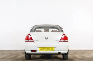 Седан Nissan Almera Classic 2009 года, 579000 рублей, Тюмень