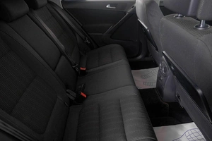 Внедорожник Volkswagen Tiguan 2011 года, 1339000 рублей, Кемерово