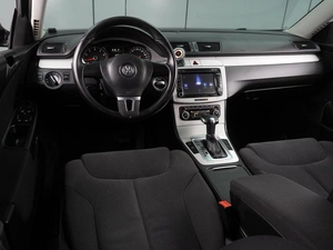 Седан Volkswagen Passat 2010 года, 799000 рублей, Воронеж