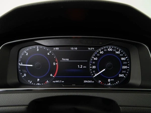 Универсал Volkswagen Golf 2018 года, 1993097 рублей, Москва