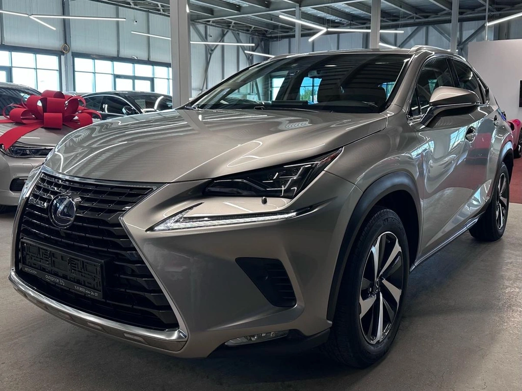 Внедорожник Lexus NX 2020 года, 4200000 рублей, Павловская Слобода