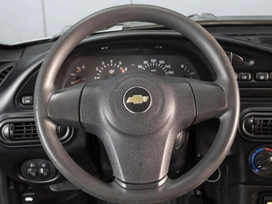 Внедорожник Chevrolet Niva 2013 года, 510000 рублей, Омск