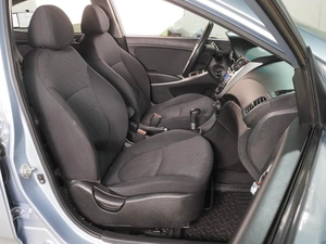 Седан Hyundai Solaris 2012 года, 799000 рублей, Воронеж