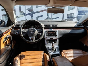 Седан Volkswagen Passat CC 2011 года, 1369000 рублей, Краснодар