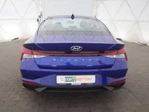 Седан Hyundai Elantra 2021 года, 1995000 рублей, Орёл