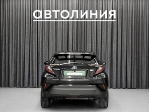 Внедорожник Toyota C-HR 2018 года, 2000000 рублей, Красноярск