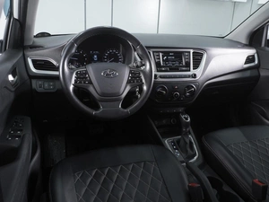 Седан Hyundai Solaris 2019 года, 1570000 рублей, Ростов-на-Дону