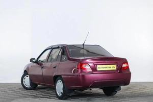 Седан Daewoo Nexia 2011 года, 179000 рублей, Тюмень