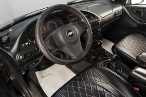 Внедорожник Chevrolet Niva 2011 года, 519000 рублей, Челябинск