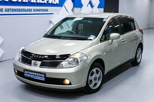 Седан Nissan Tiida 2006 года, 598000 рублей, Солонцы
