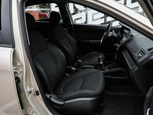 Седан Kia Rio 2015 года, 1015000 рублей, Волгоград
