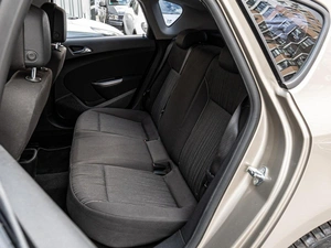 Хетчбэк Opel Astra 2011 года, 785000 рублей, Краснодар