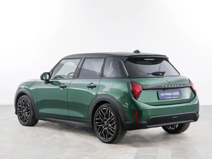 Хетчбэк MINI Cooper S 2024 года, 5439055 рублей, Москва
