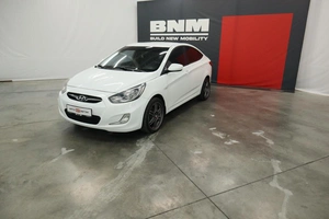 Седан Hyundai Solaris 2012 года, 825000 рублей, Курск