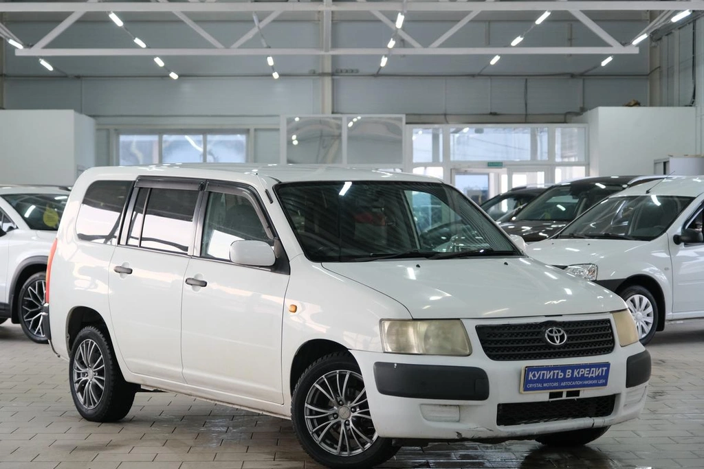 Универсал Toyota Succeed 2008 года, 689000 рублей, Омск