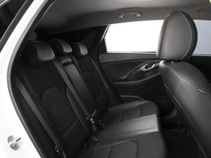 Хетчбэк Hyundai i30 2017 года, 1790000 рублей, Омск