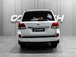 Внедорожник Toyota Land Cruiser 2010 года, 2849000 рублей, Тюмень