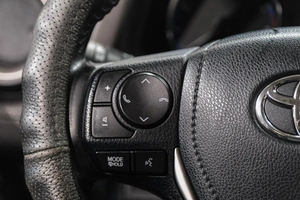 Внедорожник Toyota RAV4 2016 года, 2249000 рублей, Новокузнецк