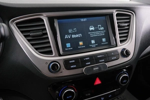 Седан Hyundai Solaris 2019 года, 1649000 рублей, Красноярск