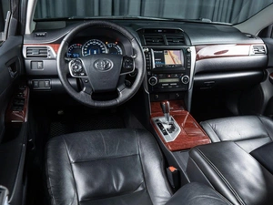 Седан Toyota Camry 2013 года, 1629000 рублей, Волгоград