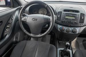 Седан Hyundai Elantra 2008 года, 729000 рублей, Барнаул