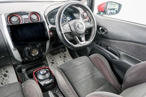 Хетчбэк Nissan Note 2018 года, 1499000 рублей, Красноярск