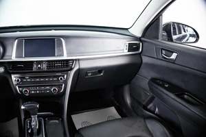 Седан Kia Optima 2018 года, 2099000 рублей, Пермь