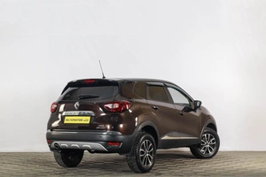 Внедорожник Renault Kaptur 2017 года, 1499000 рублей, Тюмень