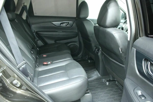 Внедорожник Nissan X-Trail 2017 года, 1990000 рублей, Красноярск