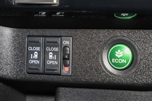 Минивэн Honda Stepwgn Spada 2020 года, 2349000 рублей, Новосибирск