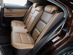 Седан Lexus ES 2015 года, 2399000 рублей, Тюмень