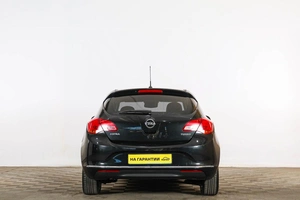 Хетчбэк Opel Astra 2013 года, 969000 рублей, Тюмень