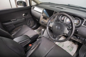 Хетчбэк Nissan Tiida 2012 года, 839000 рублей, Томск