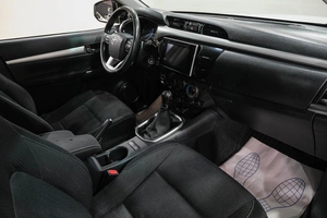 Пикап Toyota Hilux 2016 года, 2889000 рублей, Новокузнецк