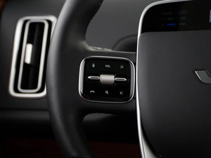 Внедорожник Li Auto L7 2024 года, 6849050 рублей, Москва