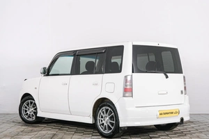 Минивэн Toyota bB 2001 года, 549000 рублей, Красноярск